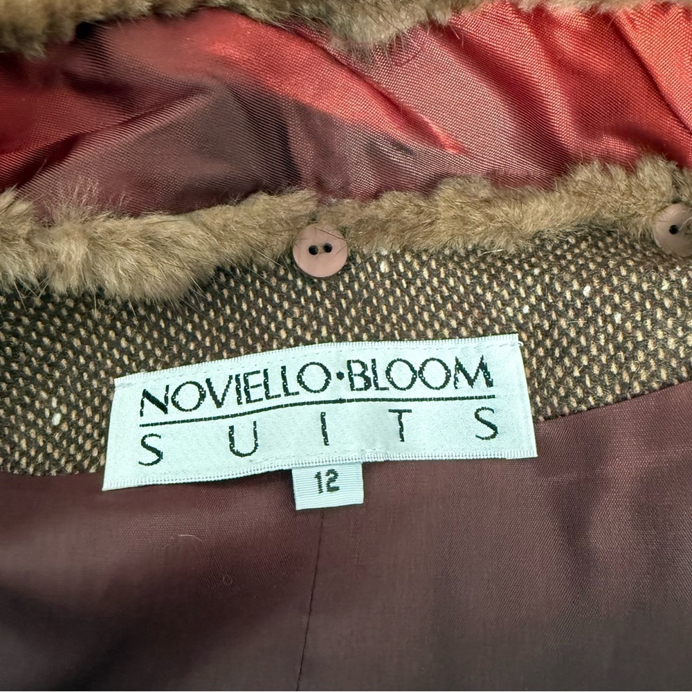 Vintage NOVIELLO BLOOM Wool Blend Mink Collar 2 Piece Blazer & Skirt Size 12 - Picture 8 of 15